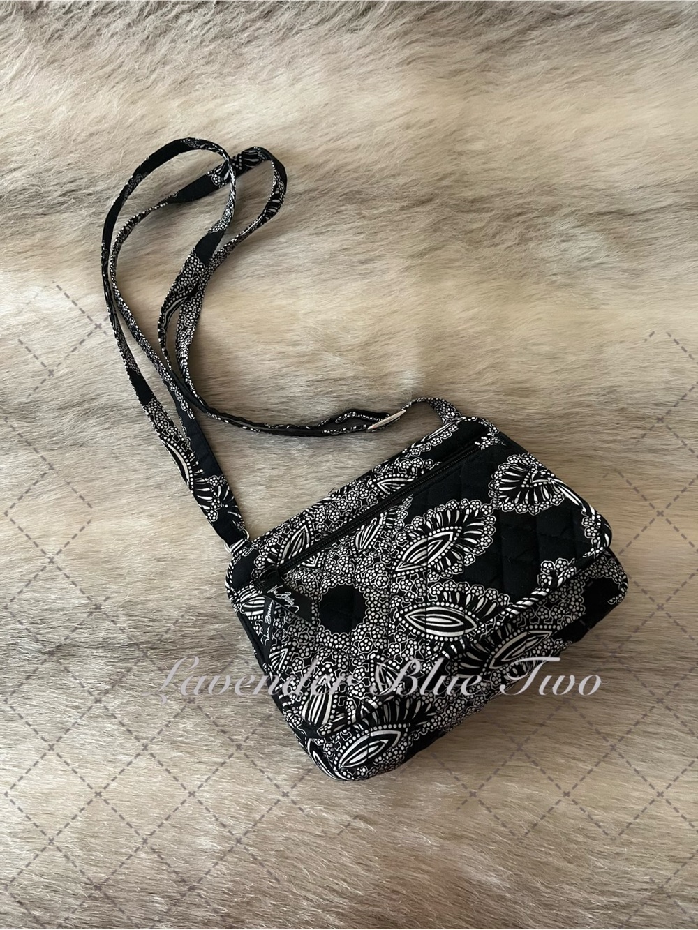 VERA BRADLEY Stamped Paisley Pink Petite Crossbody Quilted